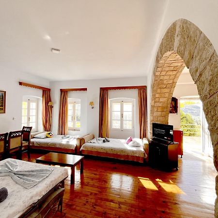 Sea Horizon House Alexis Hotel Himare Exterior foto