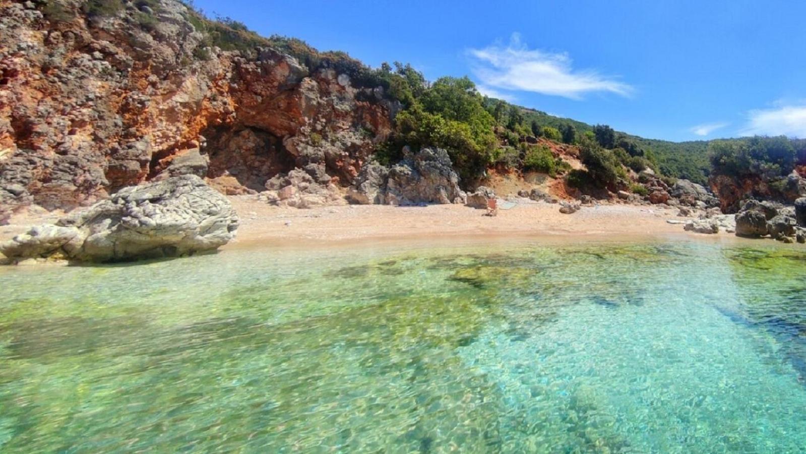 Sea Horizon House Alexis Hotel Himare Exterior foto