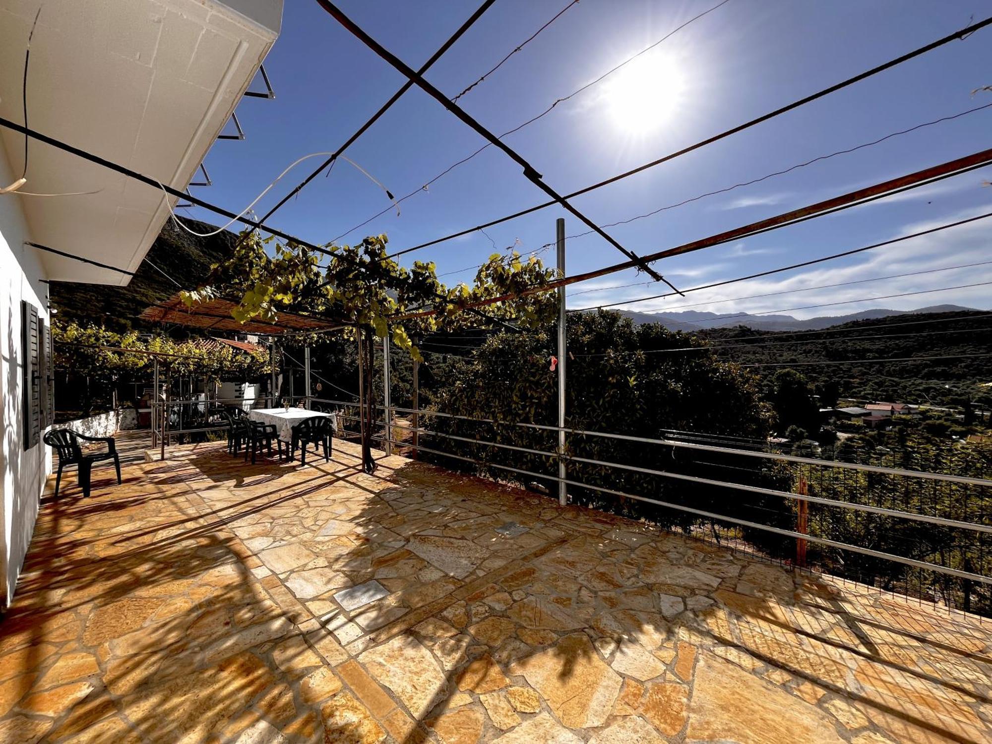 Sea Horizon House Alexis Hotel Himare Exterior foto
