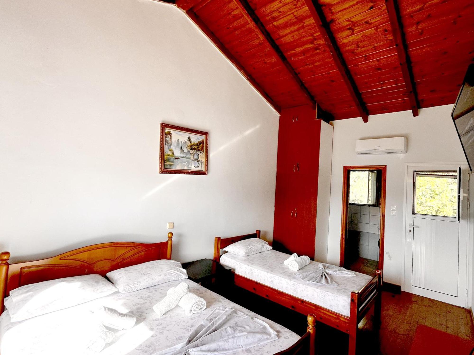Sea Horizon House Alexis Hotel Himare Exterior foto