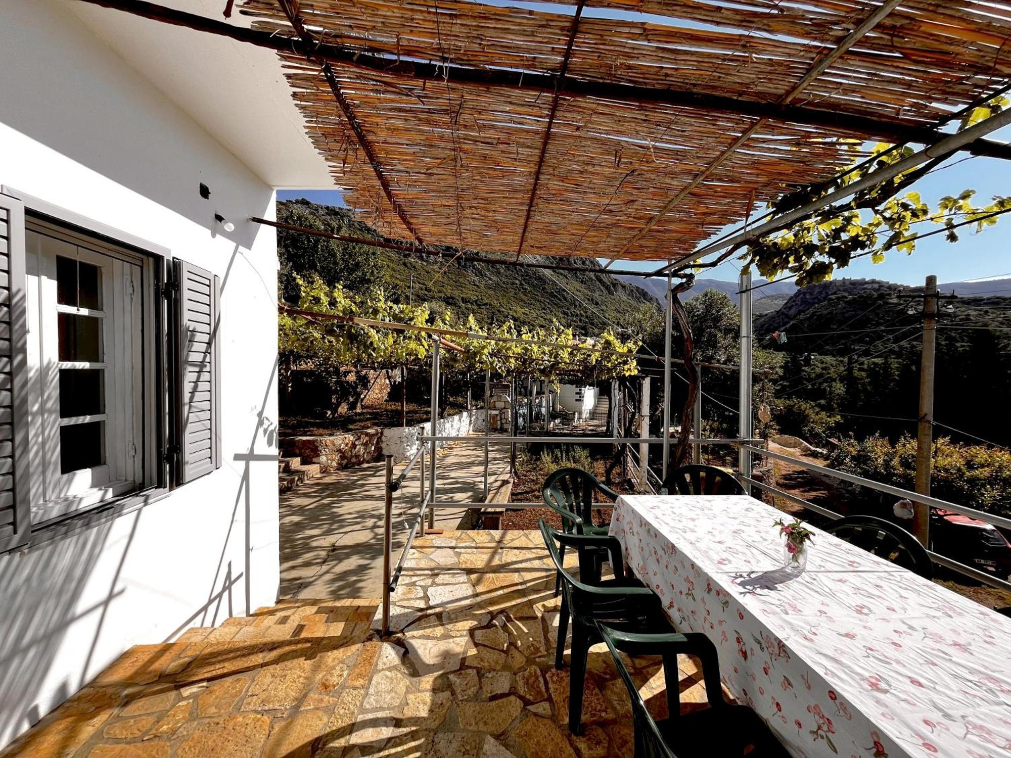 Sea Horizon House Alexis Hotel Himare Exterior foto