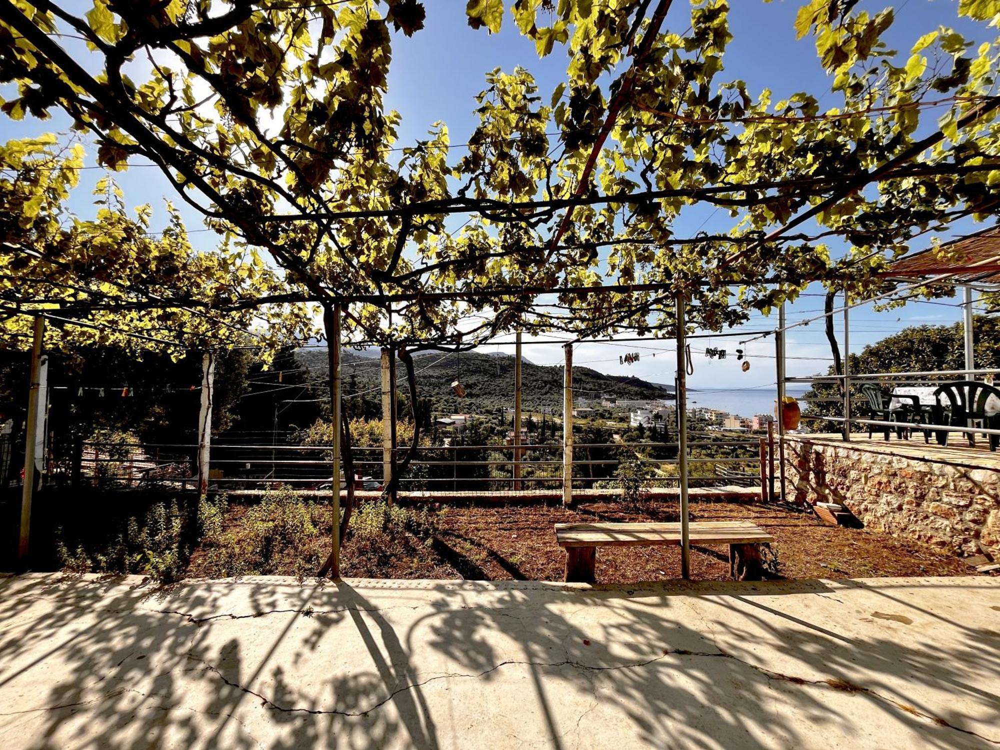Sea Horizon House Alexis Hotel Himare Exterior foto